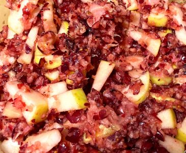 Fresh cranberry relish with oranges and apples